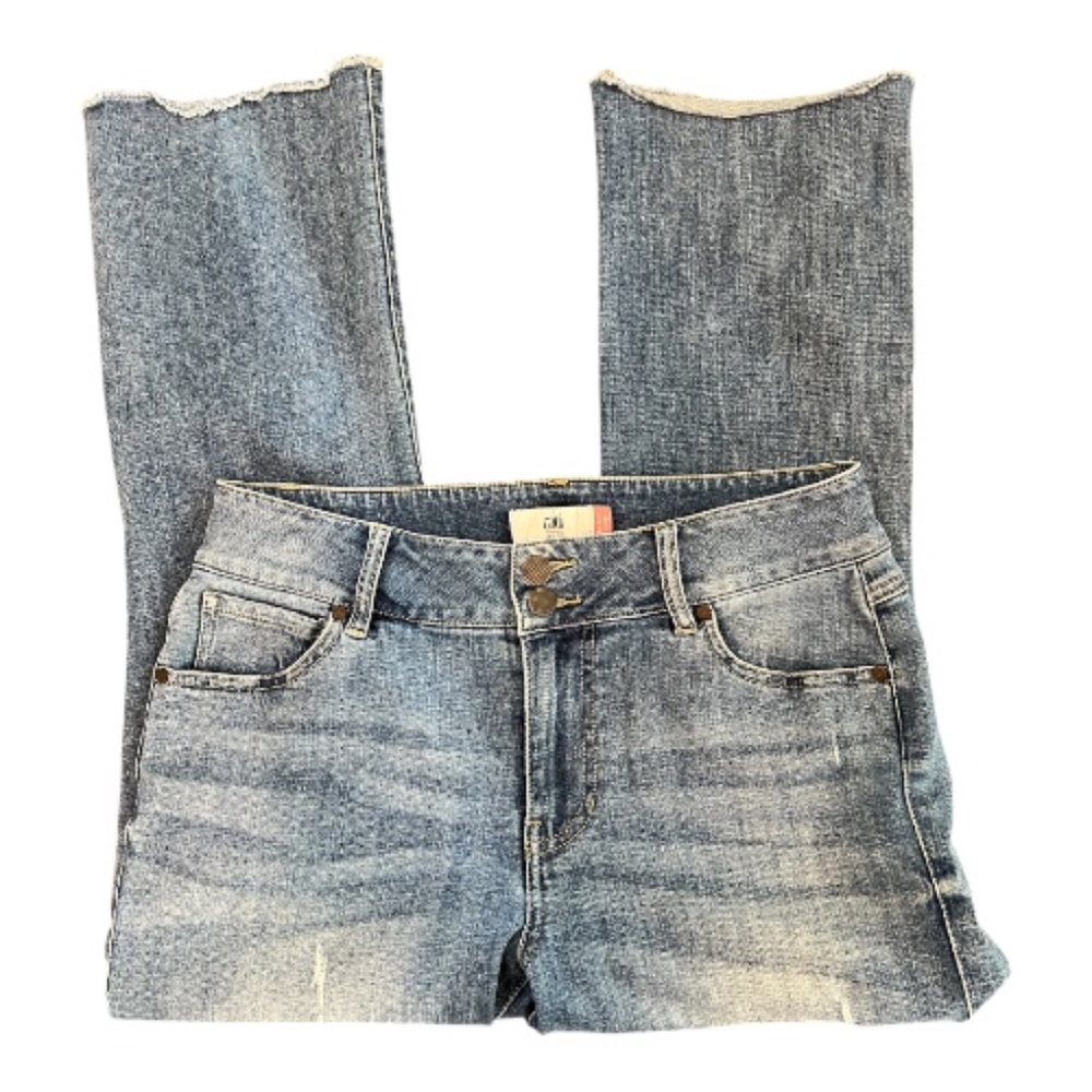 EUC Cabi hi-low crop lightly distressed blue jeans – size 10 - Picture 2 of 9